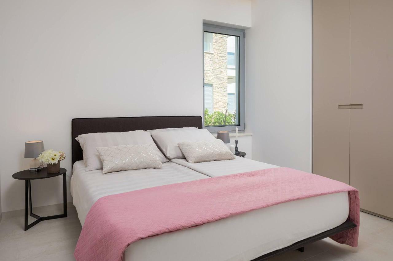 Luxury Design Beach Front Apartment Sukošan 외부 사진